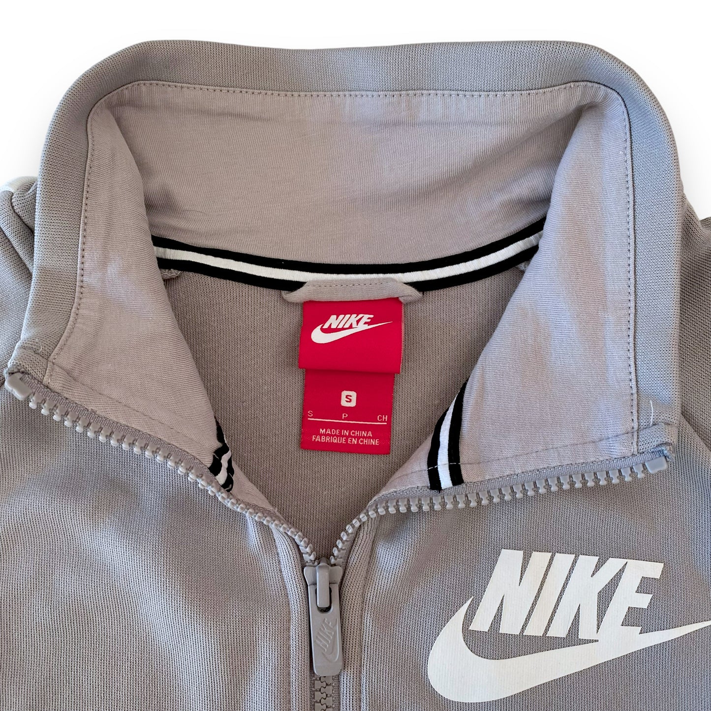 grey zip hoodie nike/ Size S
